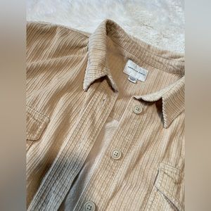 American Eagle Corduroy button up jacket